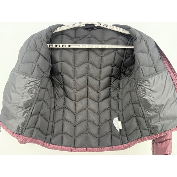 Marmot Down‎ Puffer Jacket Women's Medium Lightweight Quilted Full Zip Burgundy - Picture 4 of 10
